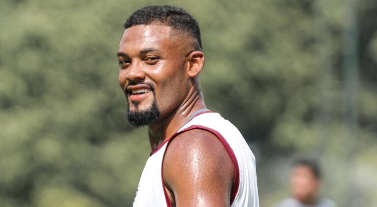 Sabino, ex-jogador do Sport, em treino pelo São Paulo. Foto: Erico Leonan/São Paulo