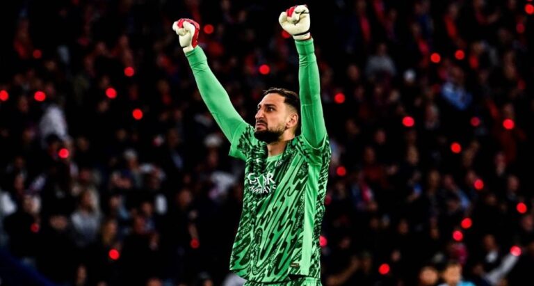 Goleiro do Paris Saint-Germain comemorando vitória em campo. Foto: Instagram/PSG