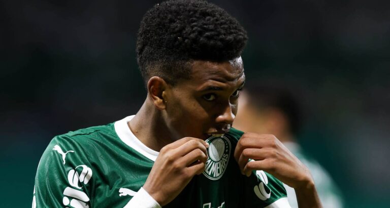Estêvão, atacante do Palmeiras, um dos times classificados para as oitavas de final da Copa do Brasil 2025. Foto: Cesar Greco/Palmeiras