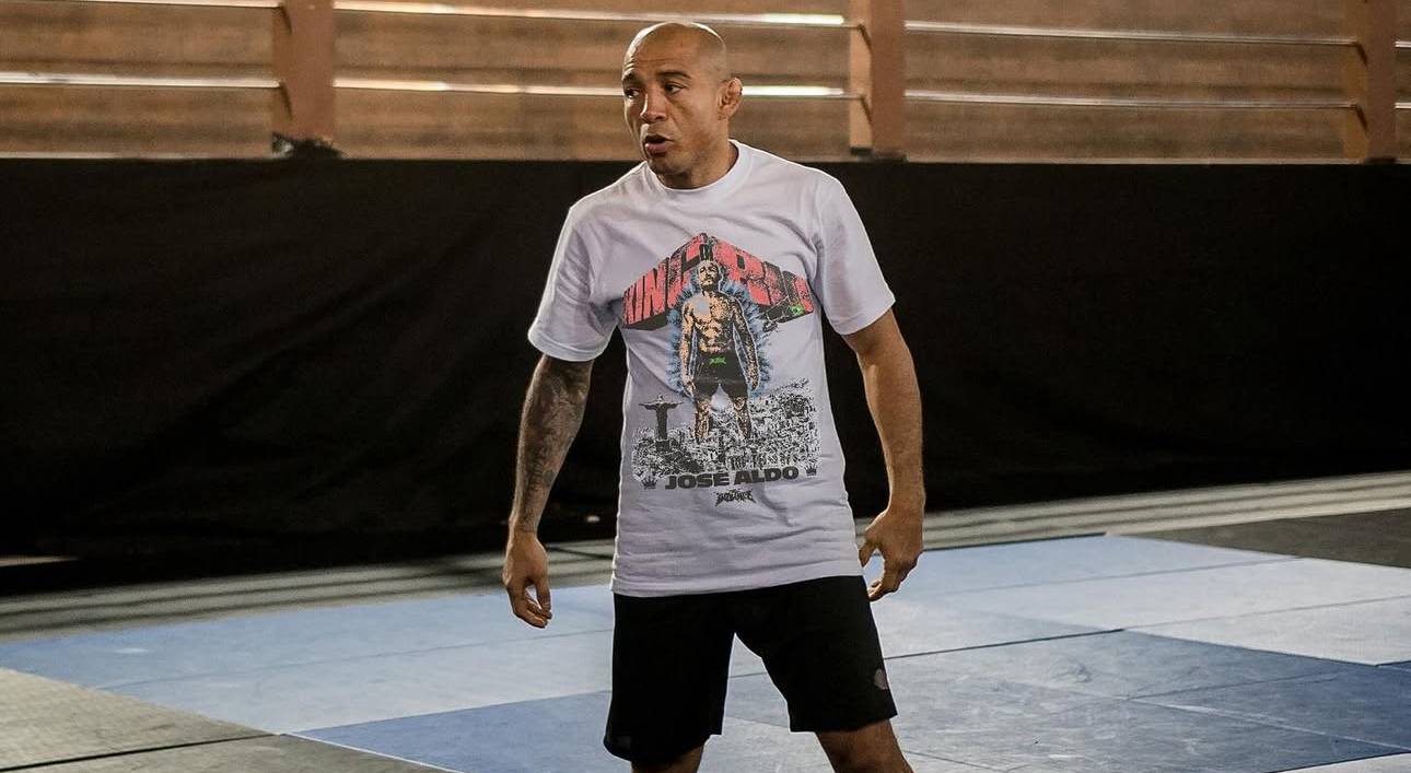 Imagem do lutador brasileiro José Aldo com roupa casual em centro de treinamento. Foto: Instagram/José Aldo