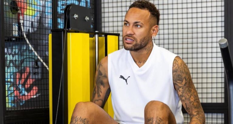 Imagem de Neymar durante treino em academia. Foto: Instagram/Neymar
