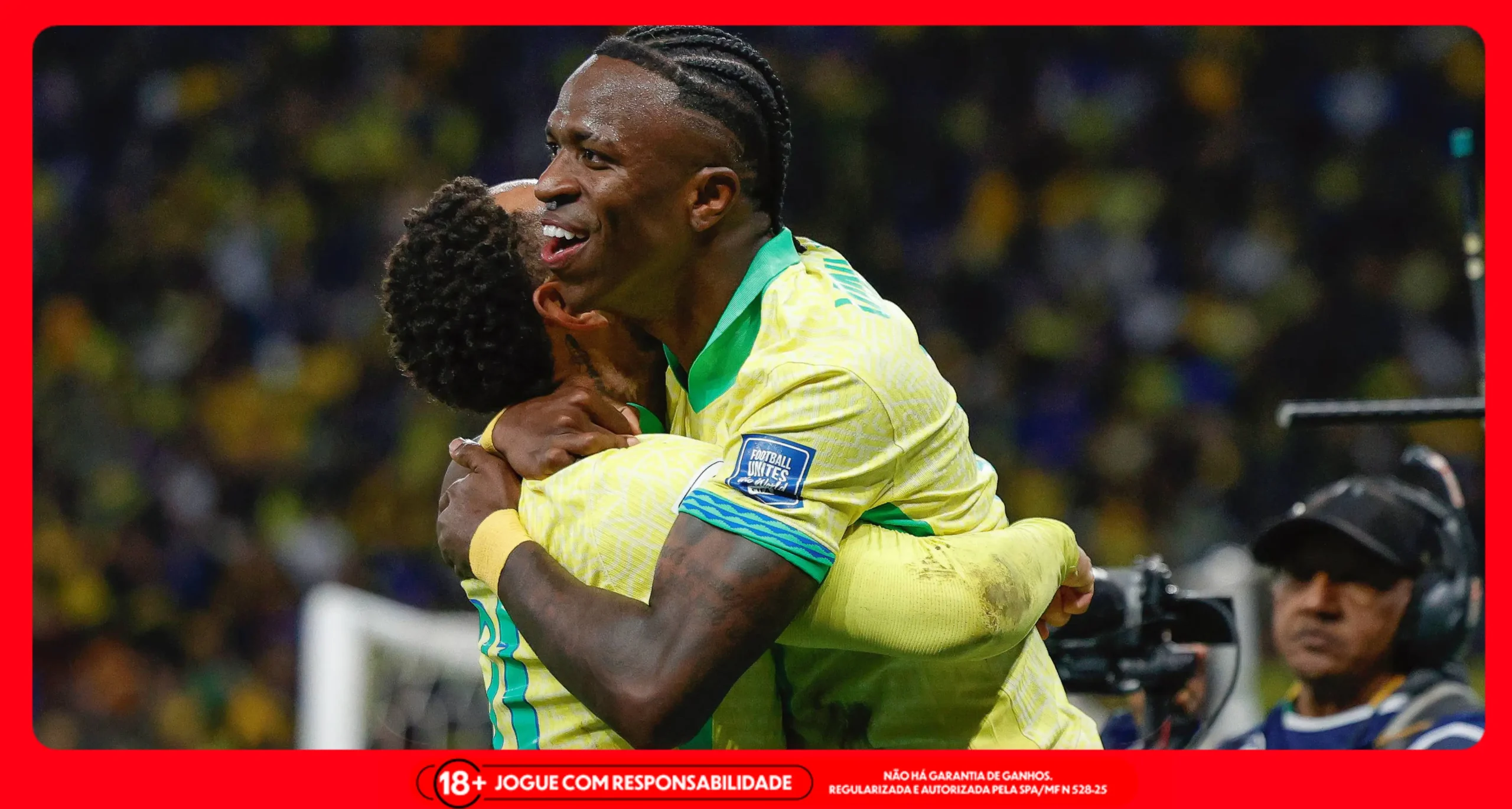 Vinícius Júnior em comemoração de gol para a Seleção Brasileira junto com Matheus Cunha. Foto: Rafael Ribeiro/CBF