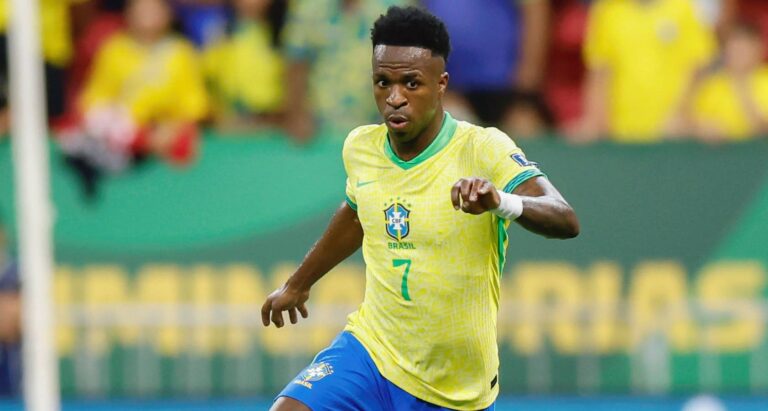 Imagem do atacante Vinícius Júnior em ação pela Seleção Brasileira. Foto: Rafael Ribeiro/CBF
