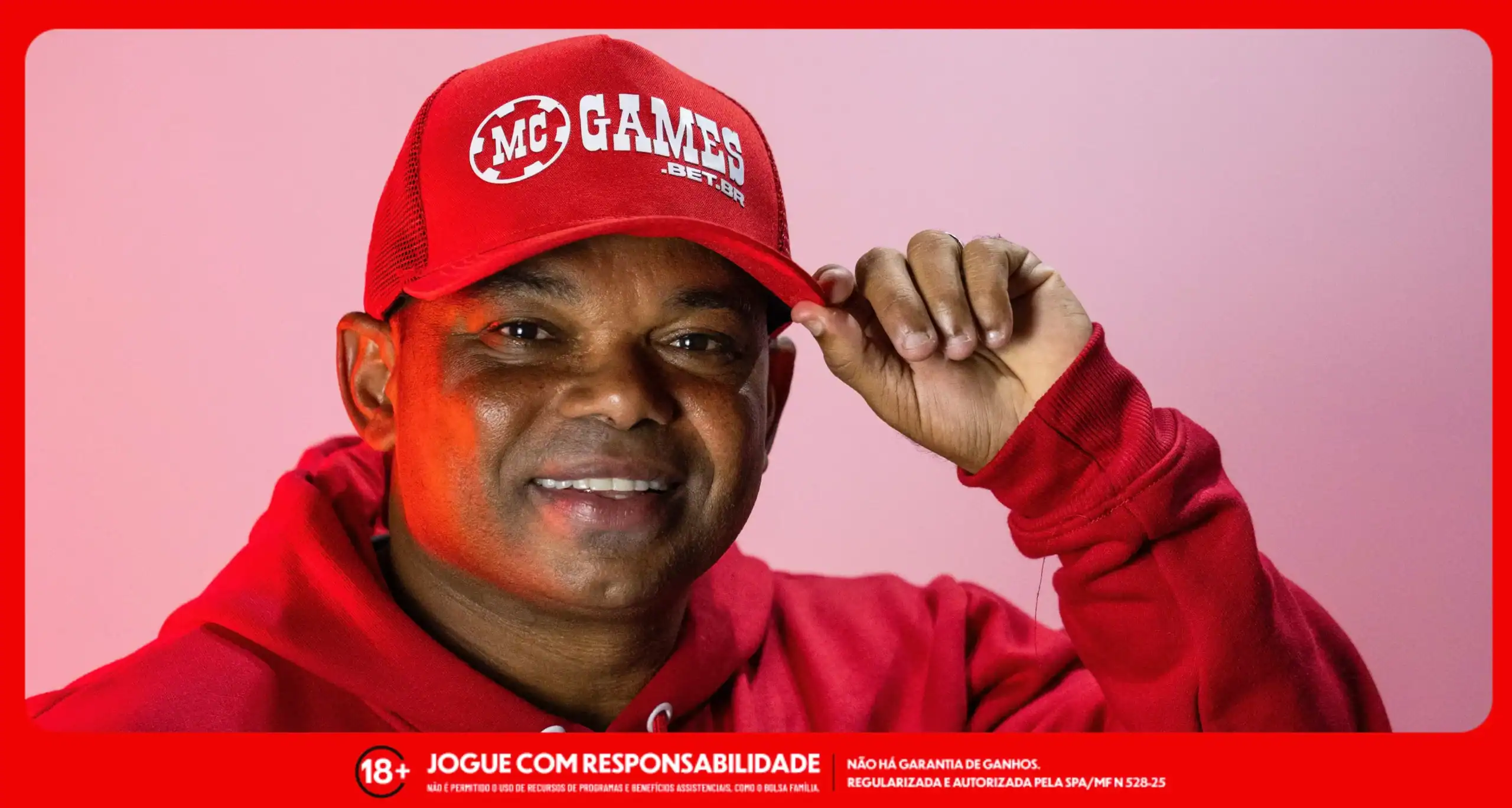 Imagem do atacante Carlinhos Bala com a camisa da MC Games. Foto: Diego Melo/MC Games