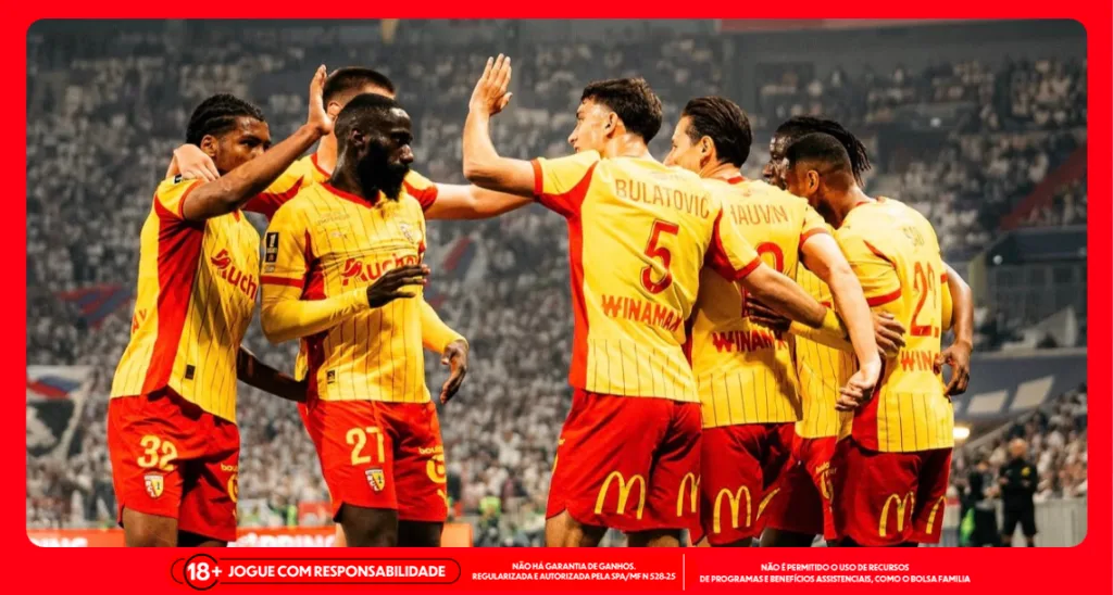 Imagem ilustrativa dos jogadores do Lens em comemoração de gol. Foto: Instagram/Lens