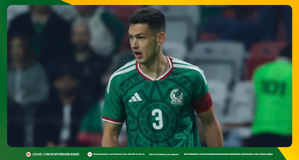 Imagem ilustrativa do jogador Cesar Montes em ação pelo México. Foto: Instagram/México